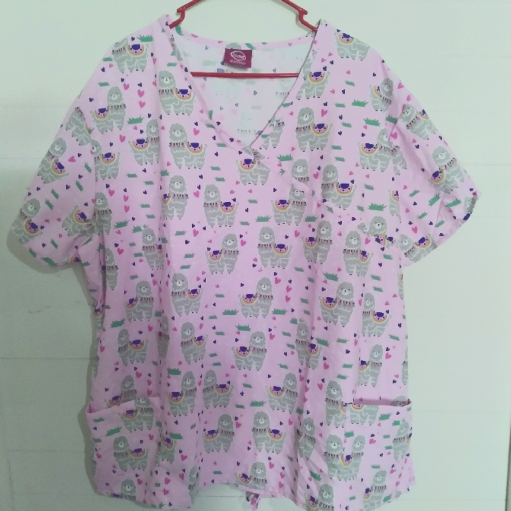 Scrub top